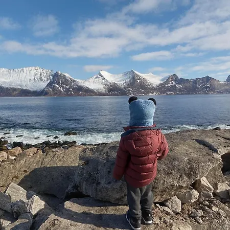 Cozy On The Island Of With Sea Views *