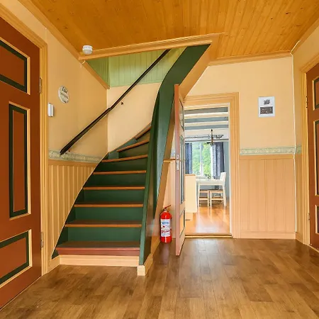 Cozy On The Island Of With Sea Views *