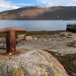 Cozy On The Island Of With Sea Views Senja