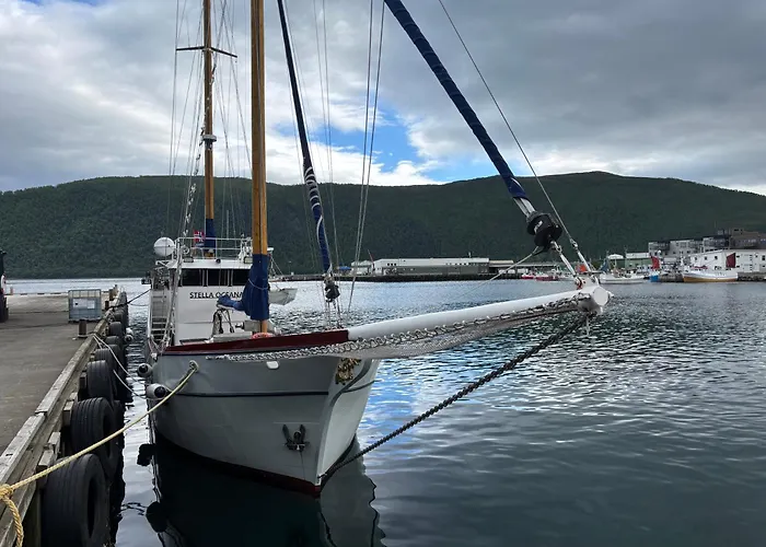 Cozy On The Island Of With Sea Views *